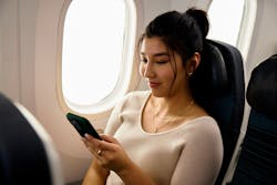 Starting May 15, Air Canada and Bell will offer free messaging for all Aeroplan members worldwide on all Wi-Fi equipped aircraft across Air Canada’s fleet, including Air Canada Rouge and Air Canada Express flights. (CNW Group/Air Canada) Starting May 15, Air Canada and Bell will offer free messaging for all Aeroplan members worldwide on all Wi-Fi equipped aircraft across Air Canada’s fleet, including Air Canada Rouge and Air Canada Express flights. (CNW Group/Air Canada)