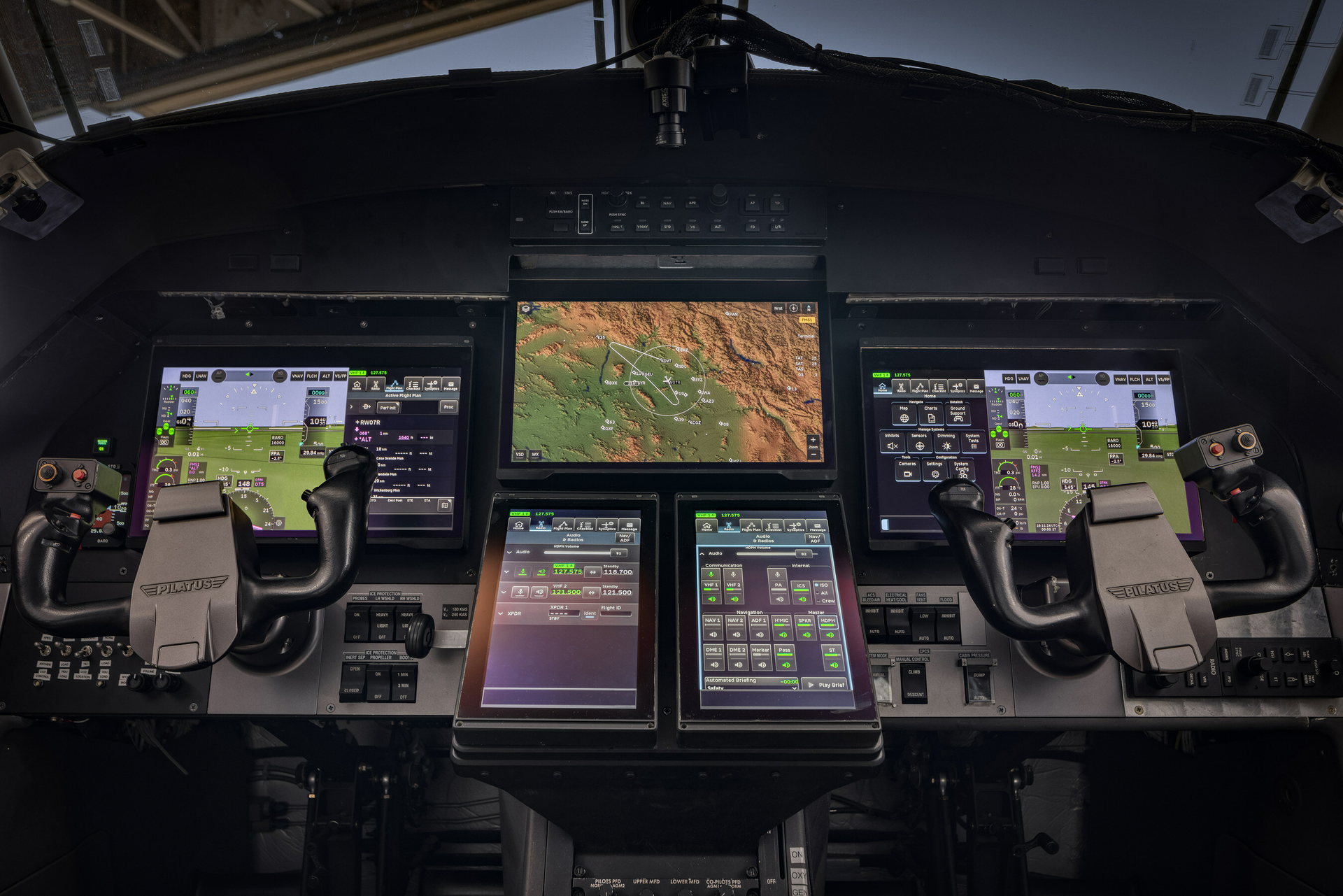 Honeywell Anthem Flight Deck Pc12 Sm 64639a7de4540