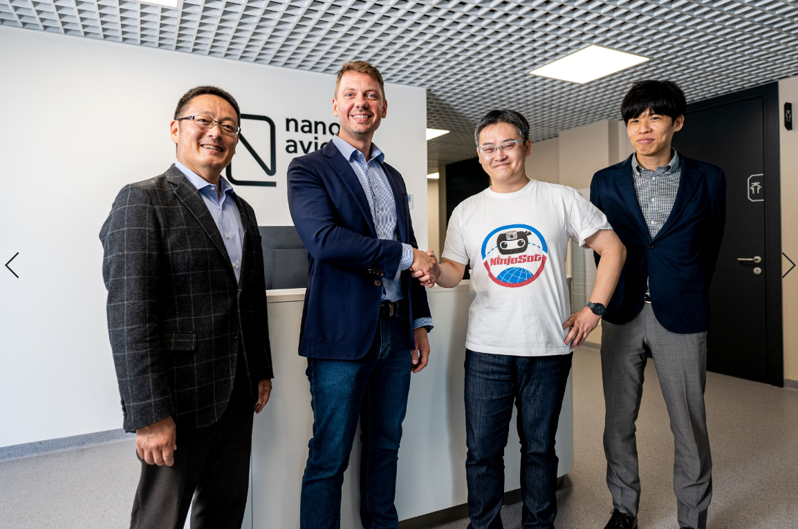 Ninja Sat Riken Mitsui Bussan Aerospace And Nano Avionics 64d124edcc715