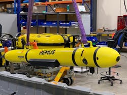 The Remote Environmental Monitoring UnitS (REMUS) 100 is a compact, light-weight, autonomous underwater vehicle designed for operation in coastal environments as deep as 100 meters. The Remote Environmental Monitoring UnitS (REMUS) 100 is a compact, light-weight, autonomous underwater vehicle designed for operation in coastal environments as deep as 100 meters.