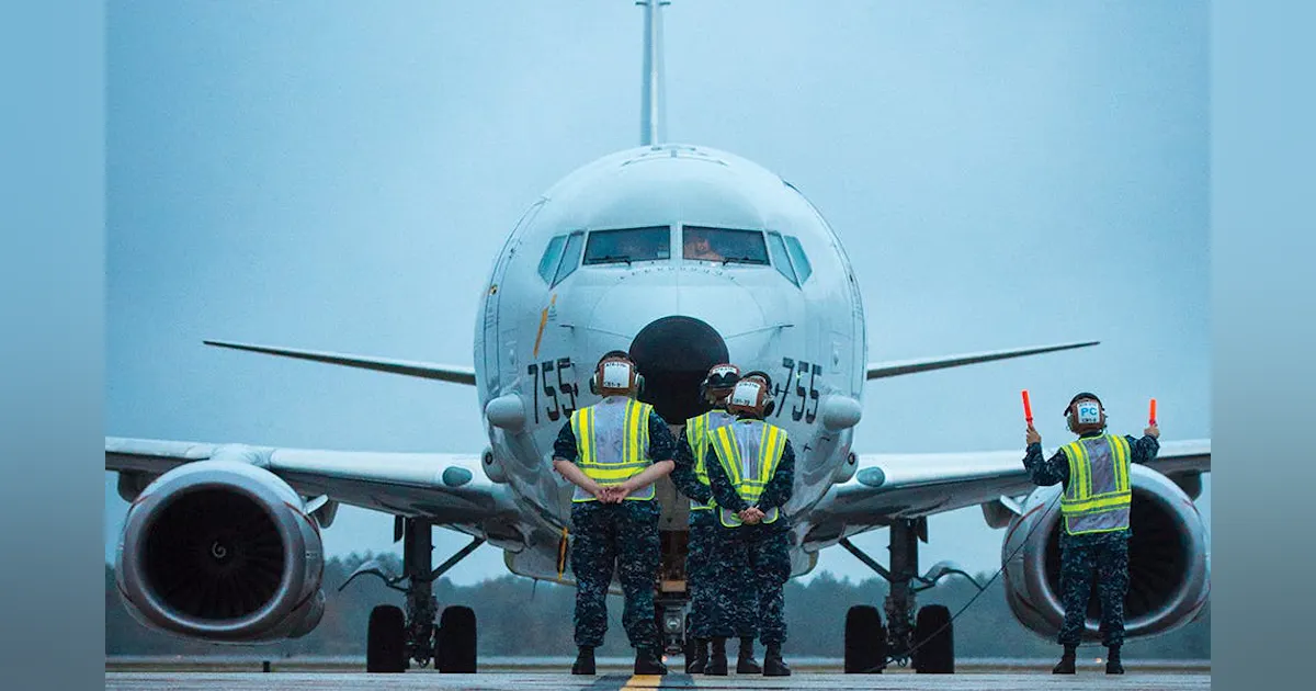 Mobile User Objective System (MUOS) SATCOM P-8A Poseidon | Military ...