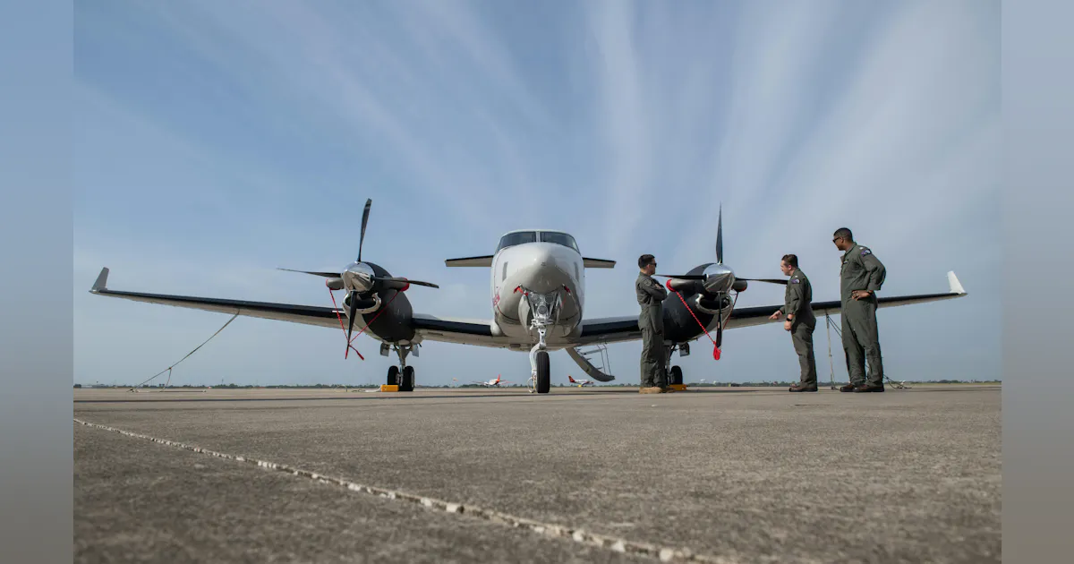 Dual Engine Jet Navy orders 26 twin-engine aircraft and avionics for flight training ...
