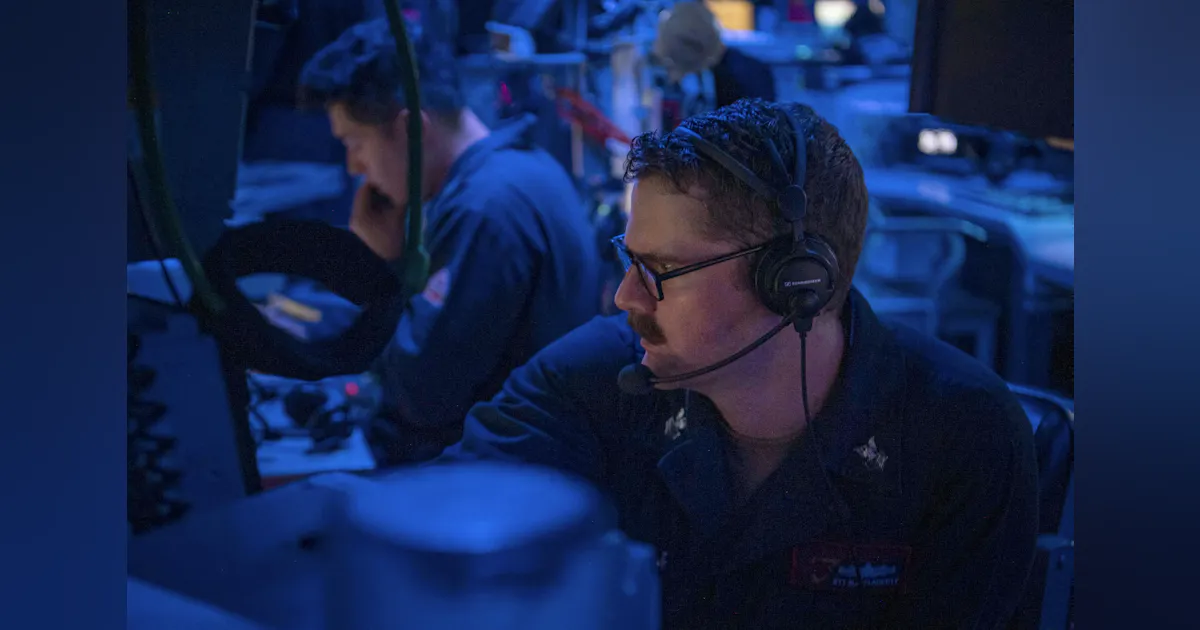 Offensive Asw Anti-submarine warfare (ASW) system that counters mines and torpedoes ...