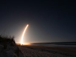 A SpaceX Falcon 9 rocket launches Starlink communications satellites, as seen from the beach in Melbourne, Fla., on 6 Jan. 2020. A SpaceX Falcon 9 rocket launches Starlink communications satellites, as seen from the beach in Melbourne, Fla., on 6 Jan. 2020.