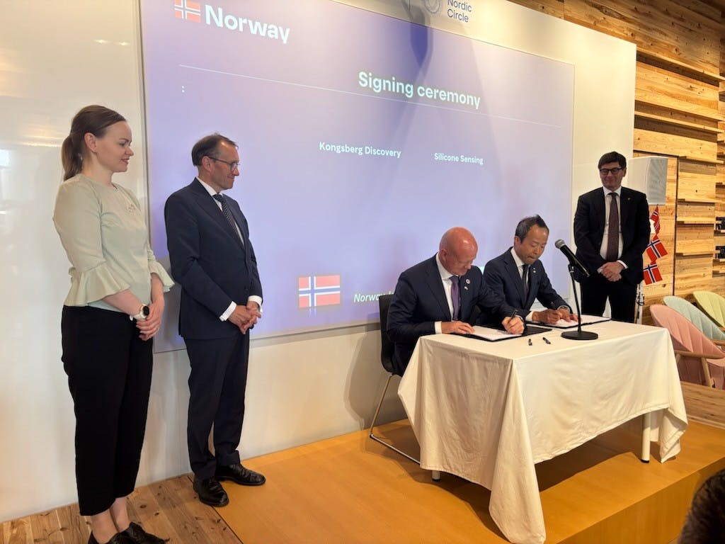 From left, is the State Secretary for Minister of Foreign Affairs Ragnhild Sjoner Syrstad, The Minister of Foreign Affairs Espen Barth Eide, Executive Vice Preseident Anders R&oslash;nningen in Kongsberg Discovery, Satoru Miyamoto Silicon Sensing and Group Executive Vice President in Kongsberg Even Aas. Courtesy of Silicon Sensing