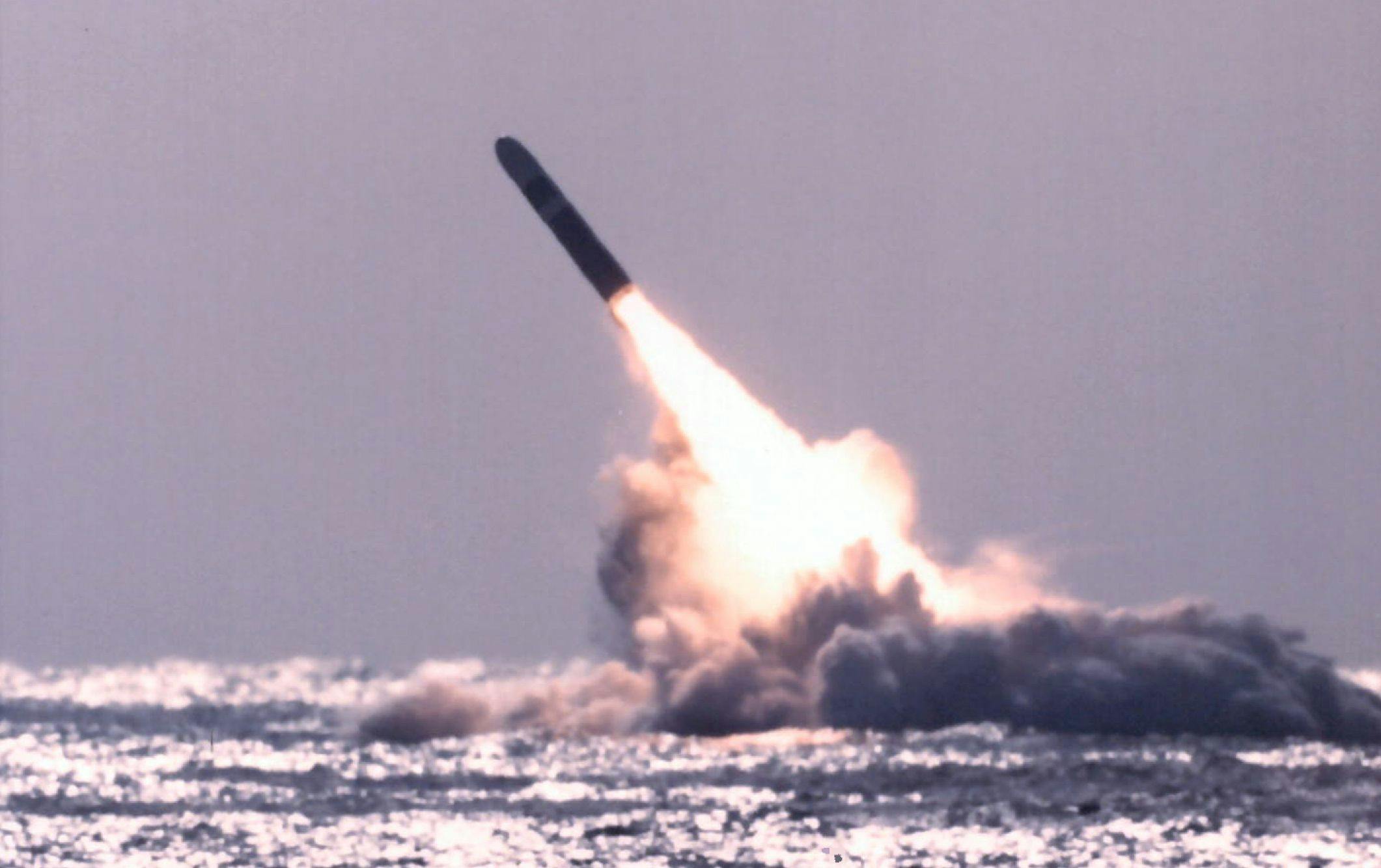 The U.S. Navy&rsquo;s fourth Trident II D5 Performance Evaluation Missile was launched from the submerged USS Tennessee (SSBN 734) in December 1989, off the East Coast of Florida.