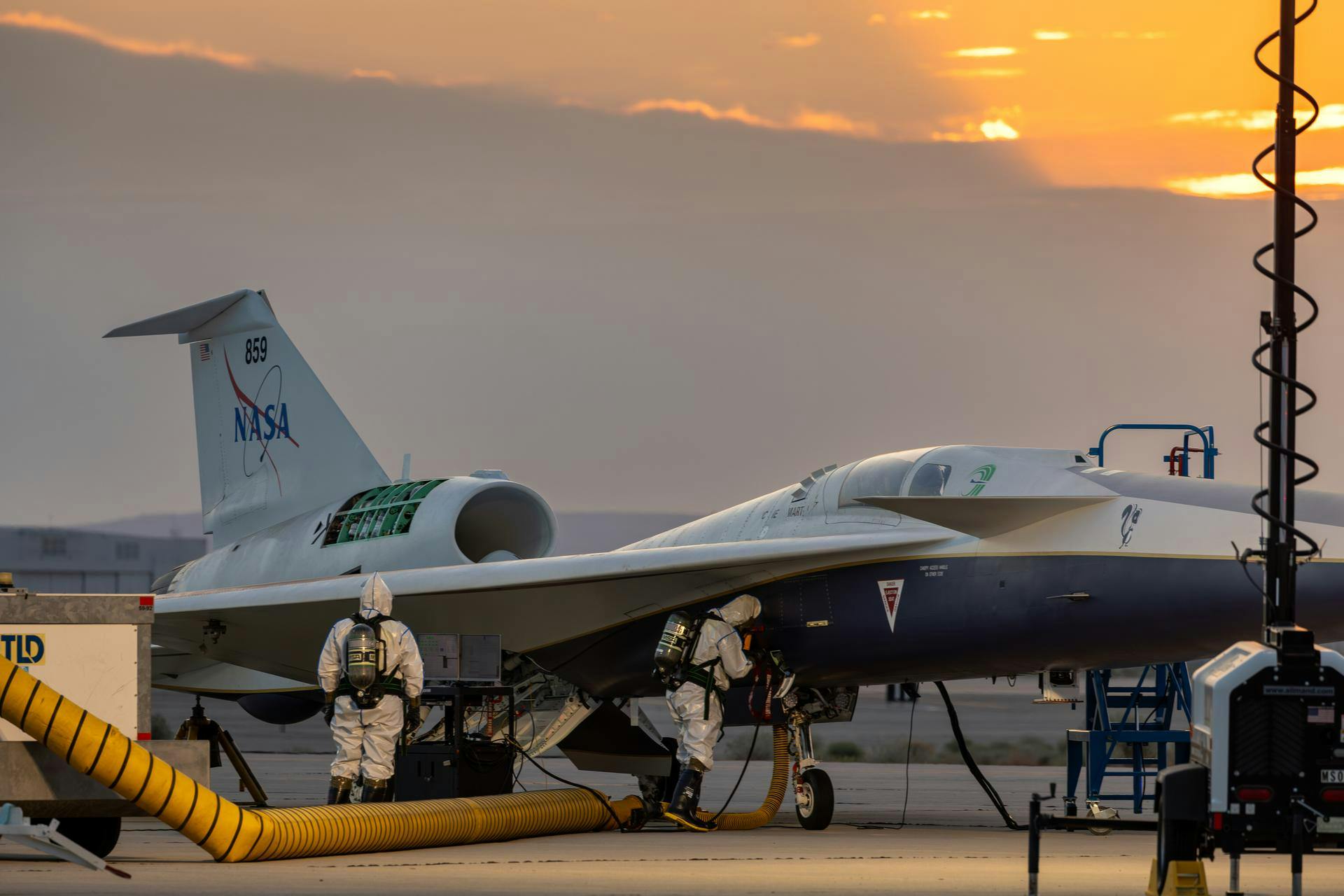 Maintainers perform a hydrazine safety check on the agency&rsquo;s quiet supersonic X-59 aircraft at U.S. Air Force Plant 42 in Palmdale, California, on 18 Aug. 2025. Hydrazine is a highly toxic chemical, but it serves as a critical backup to restart the engine in flight, if necessary, and is one of several safety features being validated ahead of the aircraft&rsquo;s first flight. Lockheed Martin photo.