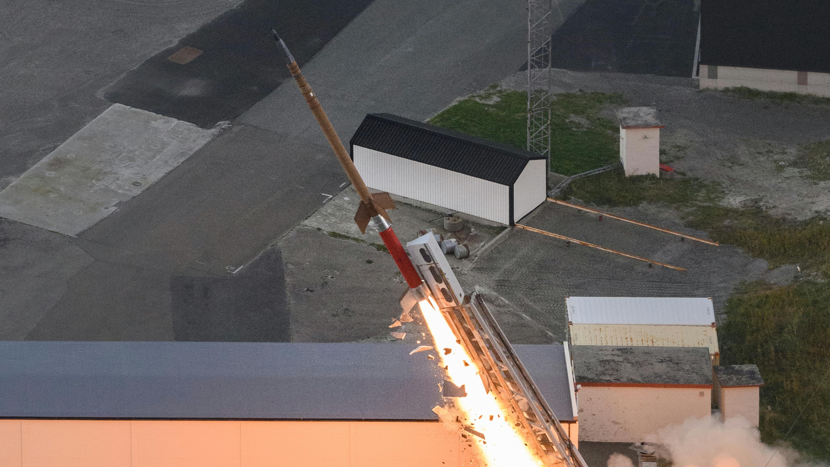 On 6 October 2025, the ATHEAt flight experiment was launched from the And&oslash;ya Space launch site in Norway. Its research centres on technologies for reusable space transportation vehicles. To protect it from moisture, the upper part of the research rocket was fitted with a foam cap, which broke apart at lift-off. Credit: DLR (CC BY-NC-ND 3.0).
