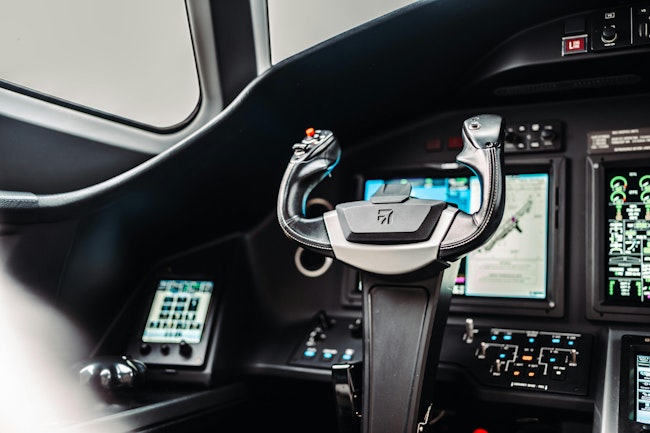 The cockpit of the Cessna Citation Latitude with Garmin G5000 avionics.