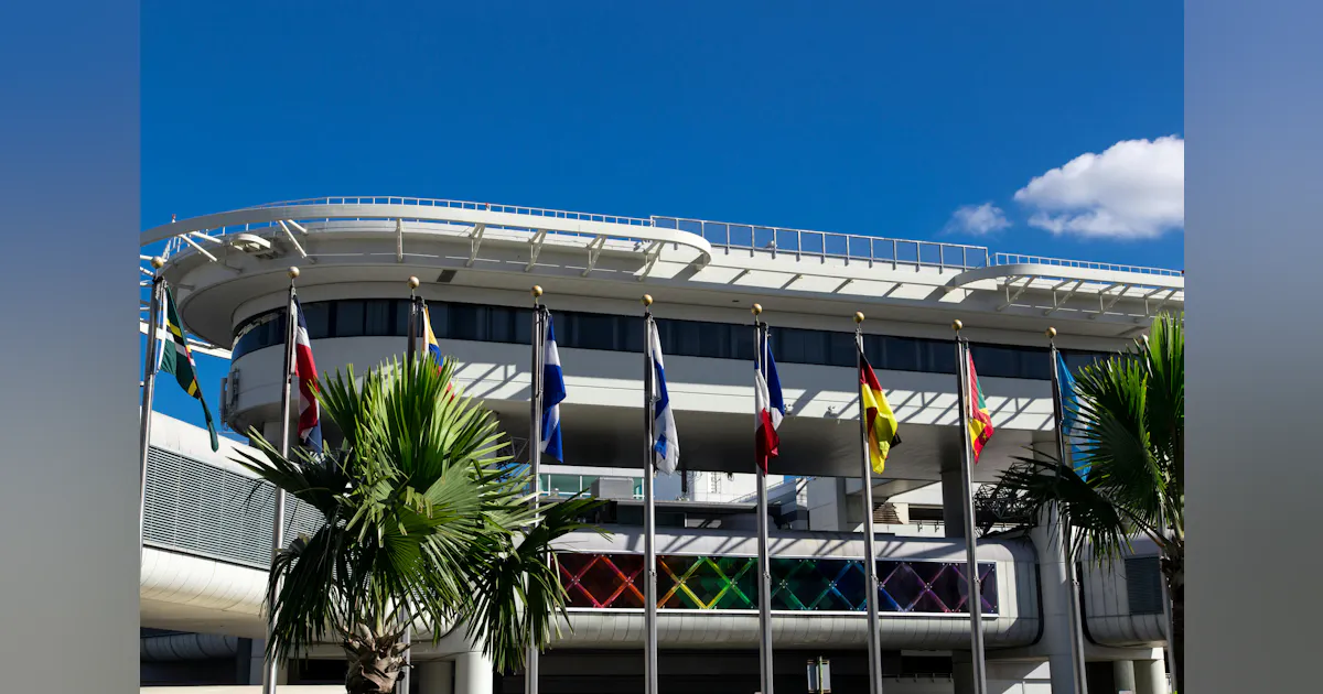 Miami International implements CBP’s Enhanced Passenger Processing with SITA technology Miami International implements CBP’s Enhanced Passenger Processing with SITA technology