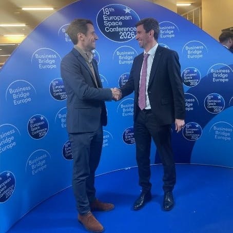 Pierre Bertrand (left), CEO and Co-Founder of Skynopy, and &Eacute;ric Even (right), Senior Vice President, Head of Space Digital, Airbus. Photo credit: Skynopy.