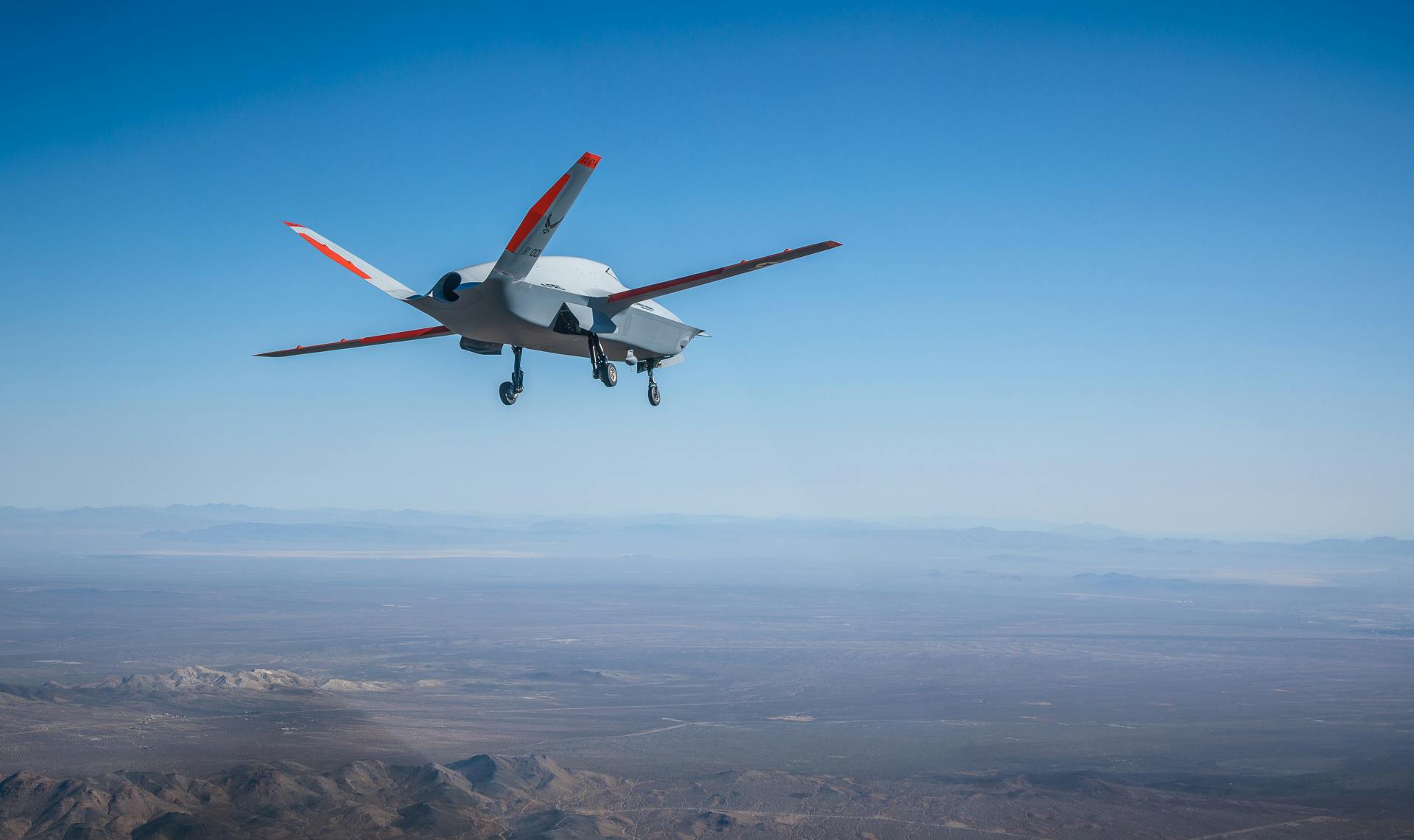 Air Force Research Laboratory&rsquo;s XQ-67A Off Board Sensing Station designed and built by General Atomics, took its maiden flight from Gray Butte Field Airport, Palmdale, Calif. The XQ-67A completed several test points and safely recovered on the first of a series of flight tests. The XQ-67A is the first of a second generation of autonomous collaborative platforms. USAF photo.