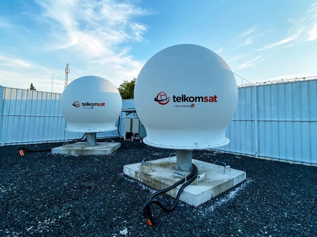 6a4e6534965959ada397acf4 Telkomsat Bulbs 600