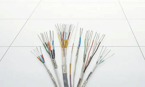 subcategory-data-cables-offset-medium